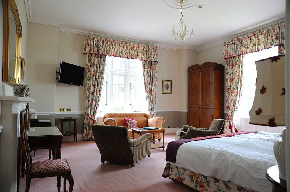 Willington Hall Hotel Tarporley Εξωτερικό φωτογραφία