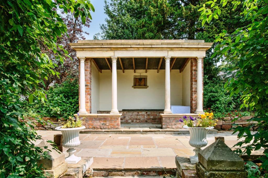 Willington Hall Hotel Tarporley Εξωτερικό φωτογραφία