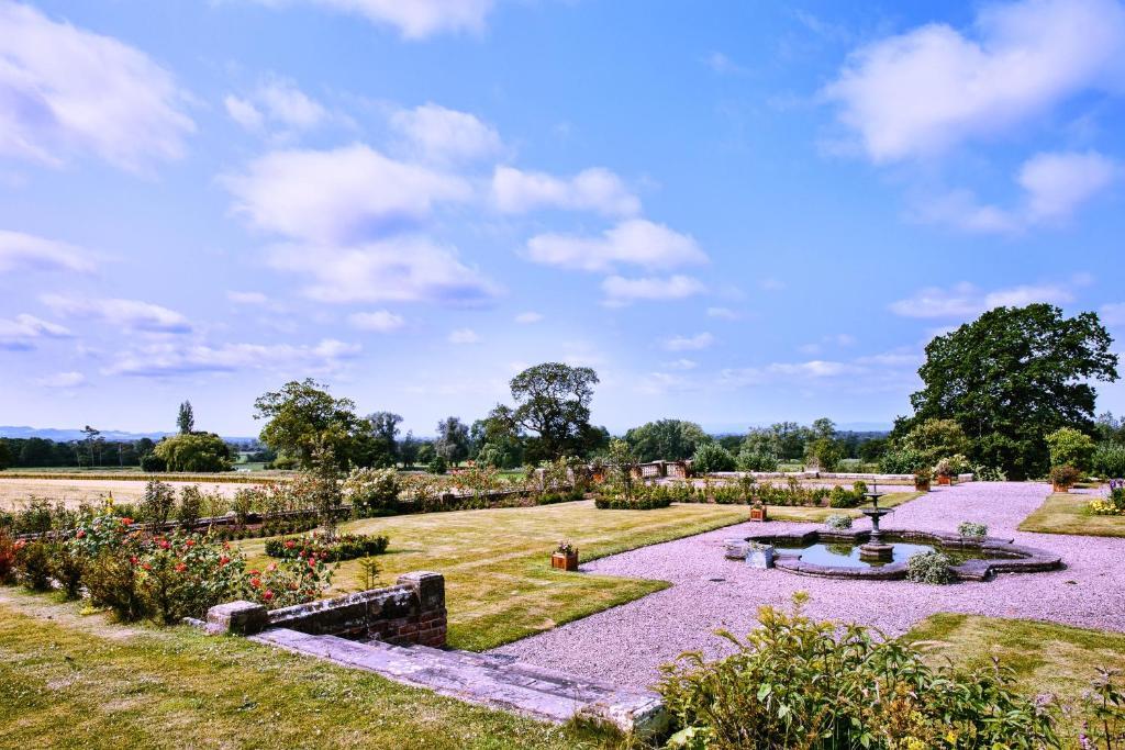 Willington Hall Hotel Tarporley Εξωτερικό φωτογραφία