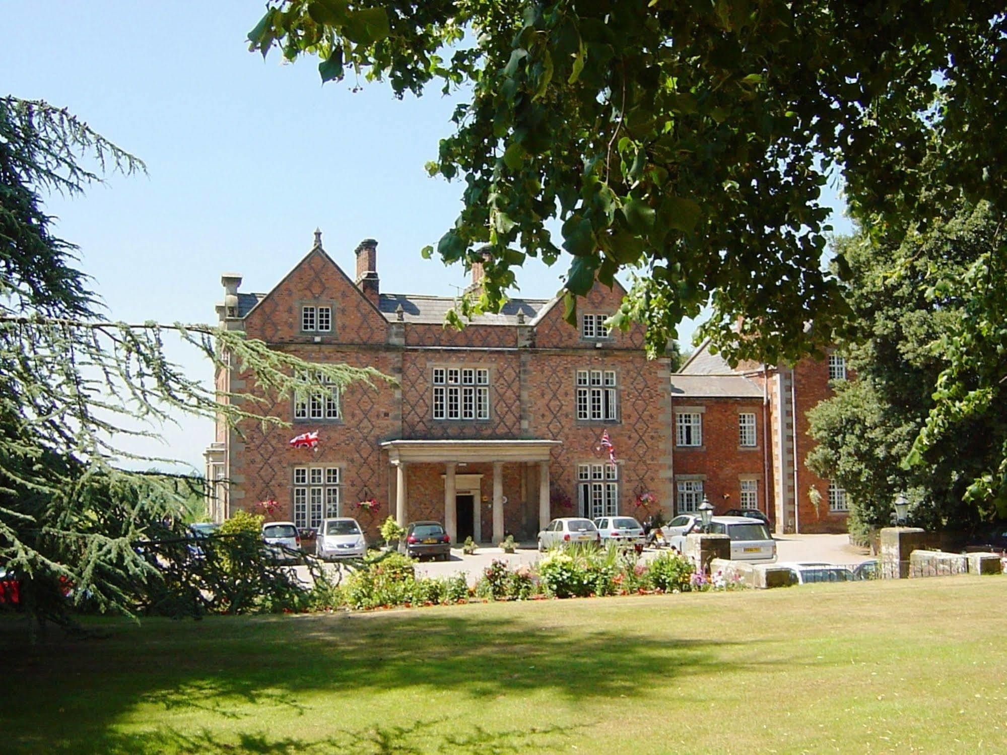 Willington Hall Hotel Tarporley Εξωτερικό φωτογραφία