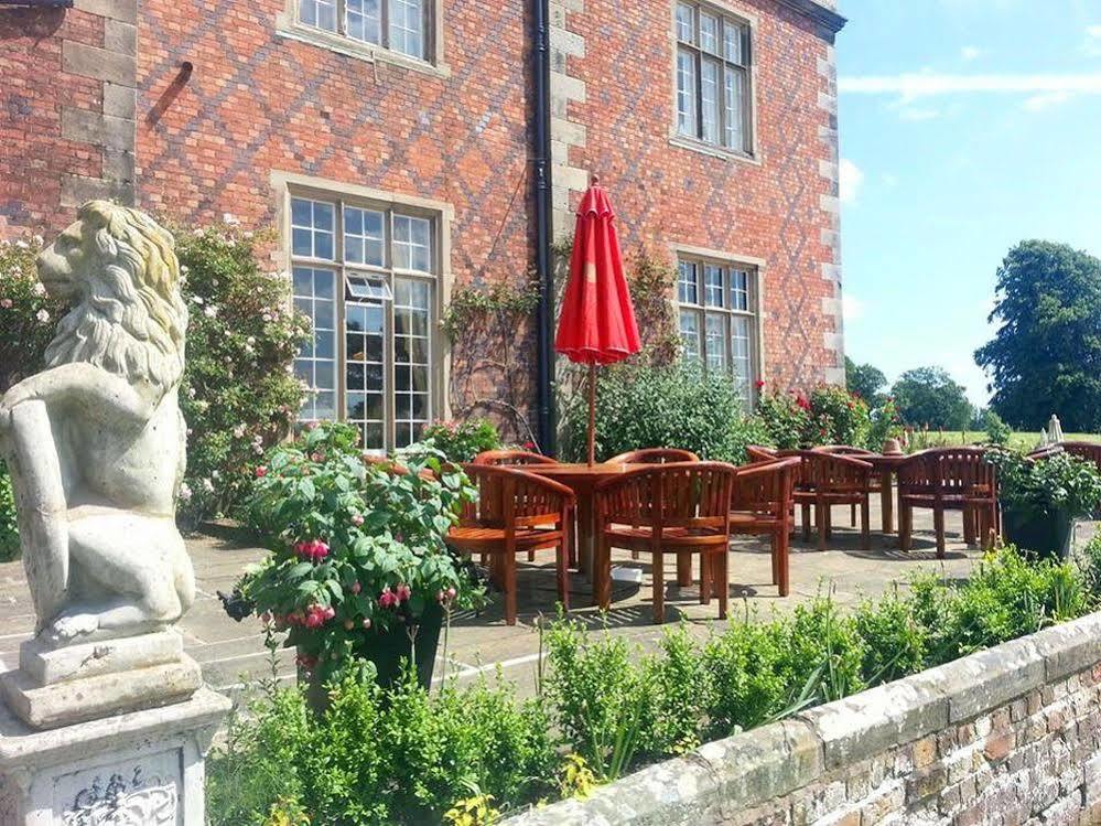 Willington Hall Hotel Tarporley Εξωτερικό φωτογραφία